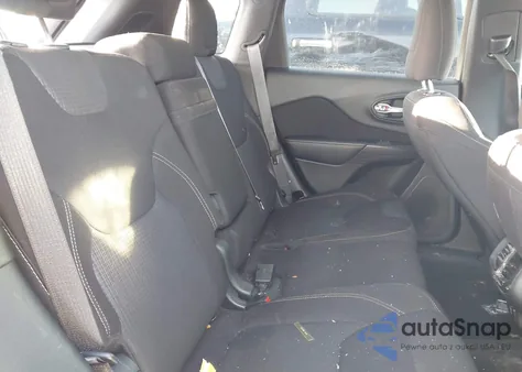 2015 Jeep Cherokee Latitude z USA, uszkodzony, nr VIN 1C4PJMCB2FW789211